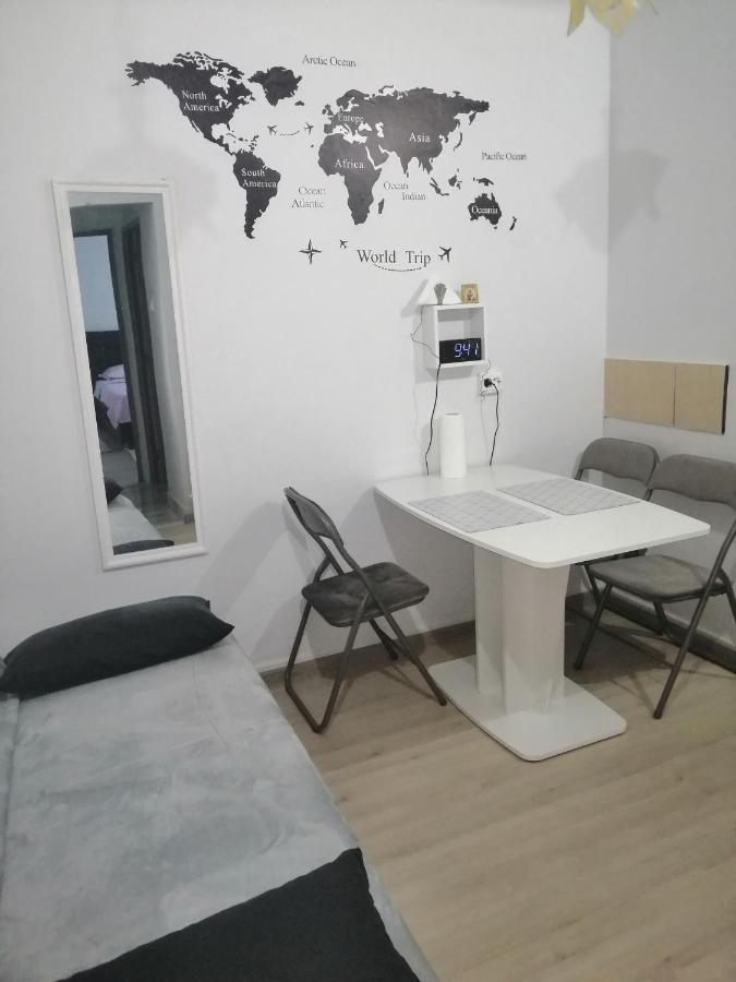 Appartamento Amigohd² Hunedoara Esterno foto